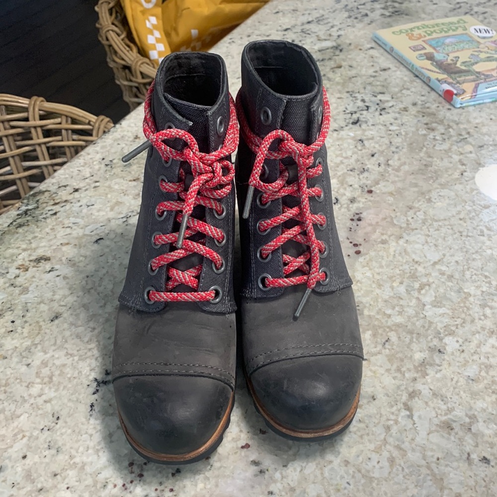 Sorel PDX wedge boots